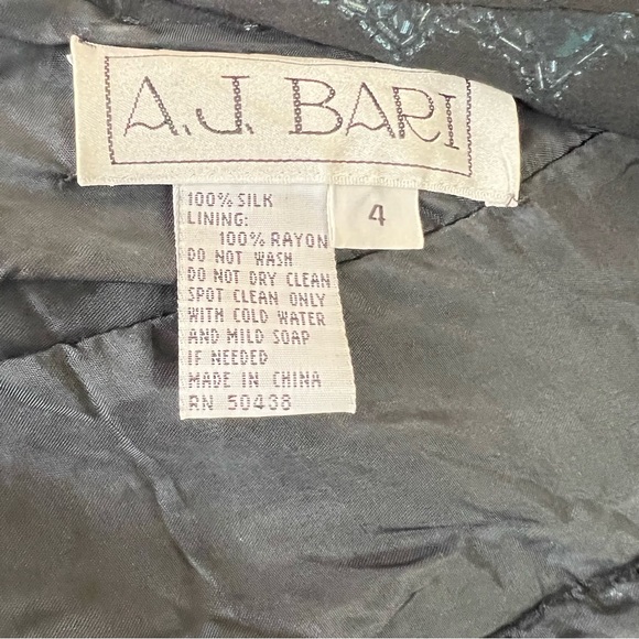 A.J. Bari Womens Vintage Beaded Silk Asymmetric Gown 4 Black Event Formal Gala - Picture 9 of 12